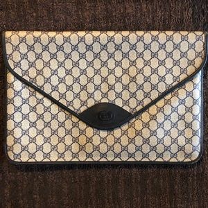 Authentic vintage Gucci clutch